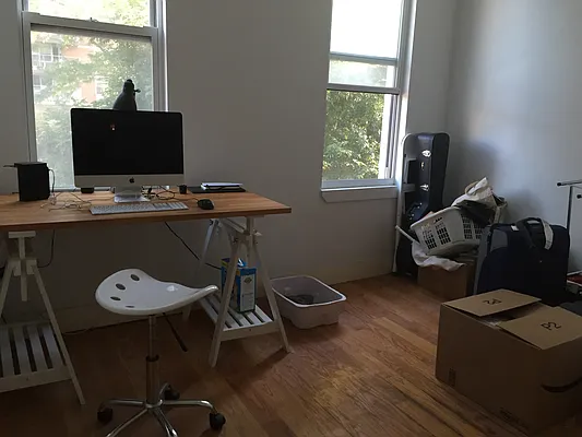 Rented by Premier Metro Realty Corp | media 67