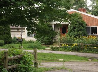 2222 Powers Ln, Dayton, OH 45440