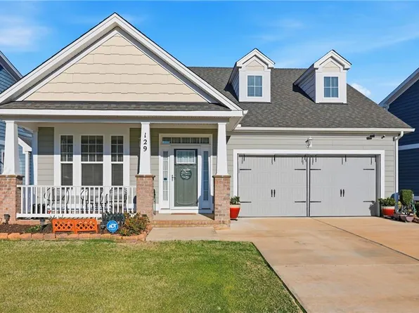 129 Brookside Ln, Suffolk, VA 23434