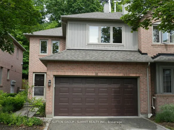 5490 Glen Erin Dr #16, Mississauga, ON L5M 5R4