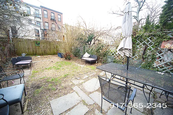 Rented by Metropolitan Realty | media 22