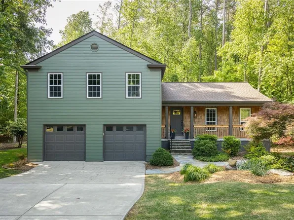 5648 Shawn Ter, Peachtree Corners, GA 30092