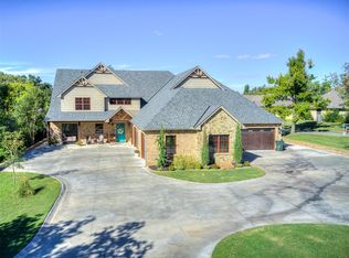 9701 Nawassa Dr, Midwest City, OK 73130