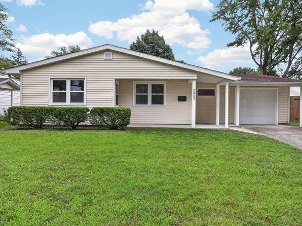 2405 Robinwood Dr, Lafayette, IN 47909