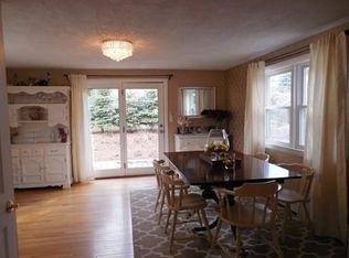 693 Pleasant St, Leominster, MA 01453