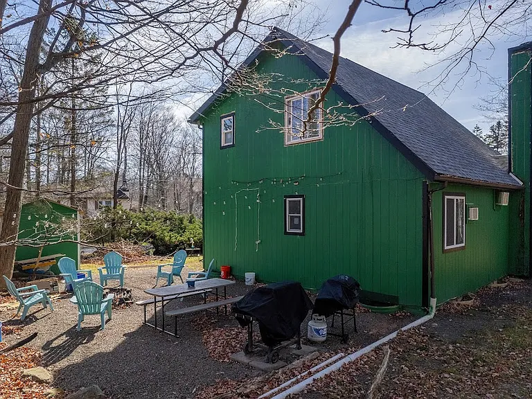 1175 Tree Top Dr — Photo 21