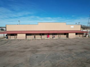 55 River Rd, Ogallala, NE 69153