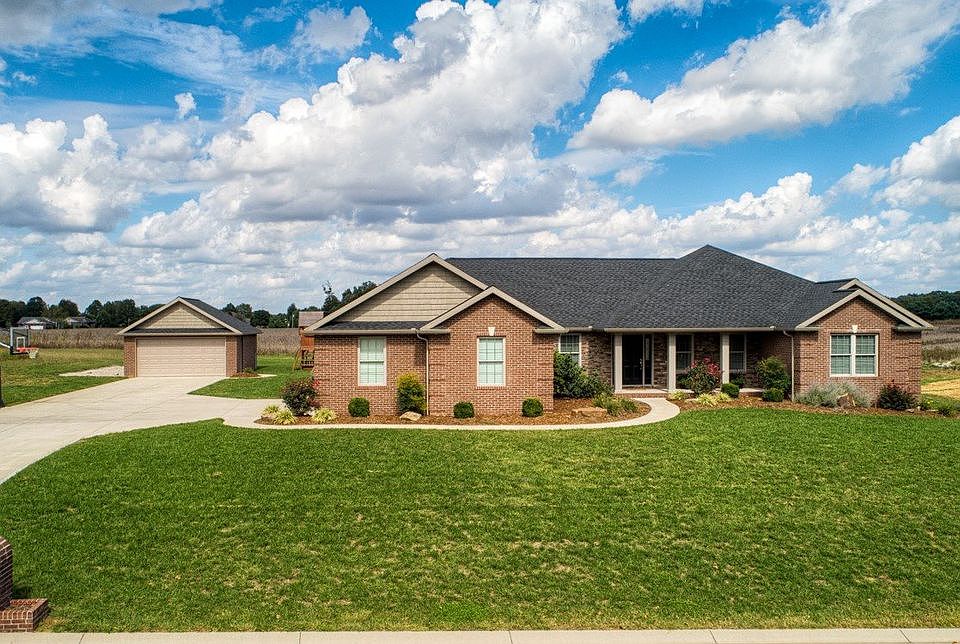1st image of 4657 W Pebble Dr