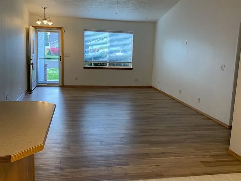 9049 N Torrey Ln — Photo 17