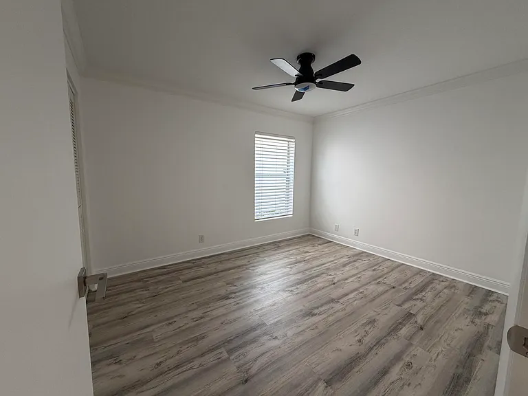 7657 Sanctuary Dr — Photo 5