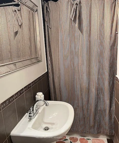 823 Craven Rd — Photo 7