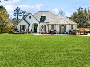 17200 Saint Gertrude Dr, Covington, LA 70435