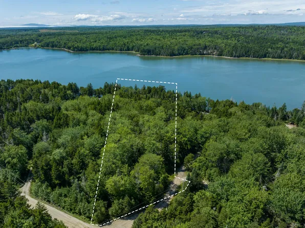 2 Bills Point Way, Steuben, ME 04680