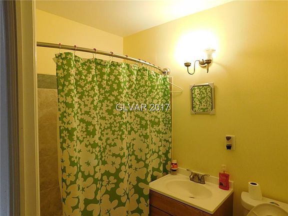 5th image of 861 Aspen Cir