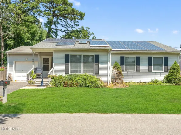 60 Walnut Street, Beachwood, NJ 08722