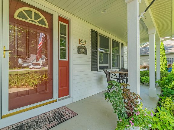 2nd image of 14856 Woodside Trl
