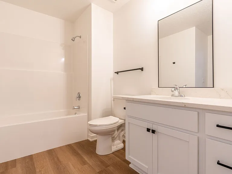 110 N Delaware Ave — Photo 31