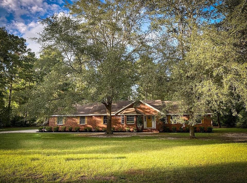 1st image of 3126 Wexford Dr