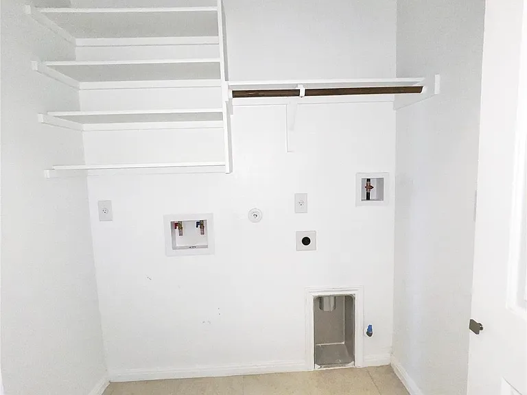 363 Eagle Brook Ln — Photo 20