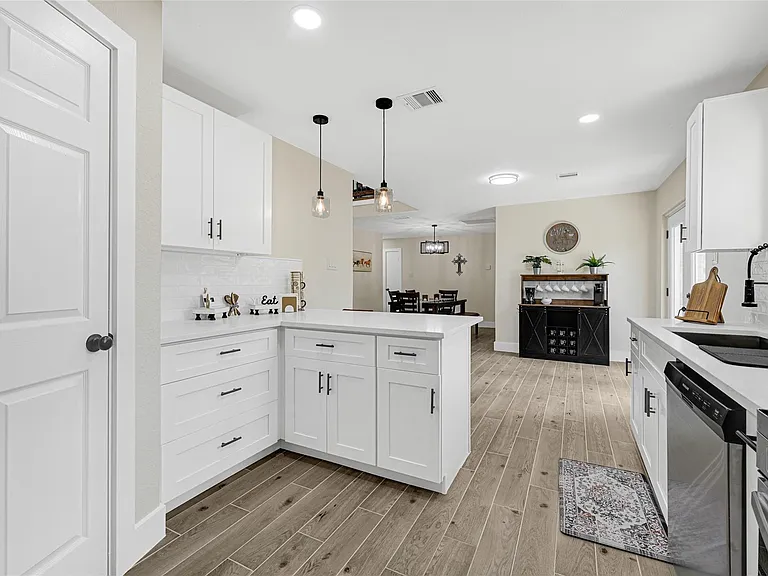 4802 Hickorygate Dr — Photo 10