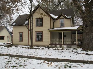 407 W Brown St, Harvard, IL 60033