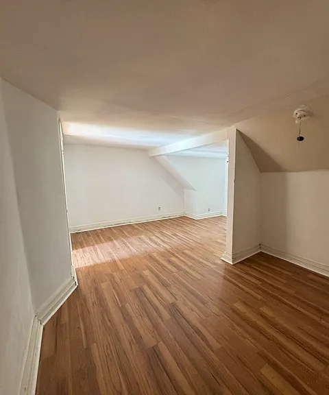 2411 Forrest Ave #2 — Photo 3