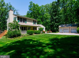 1901 Gravel Dr, Hampstead, MD 21074