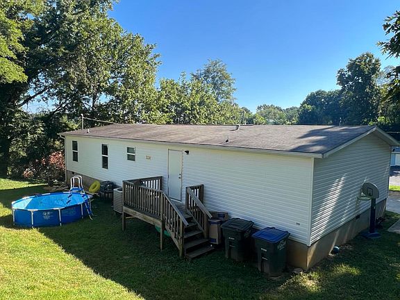 4th image of 546 Jersey St