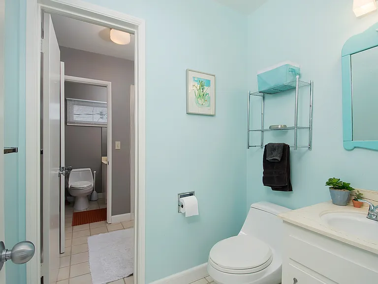 1375 Muirlands Vista Way — Photo 14