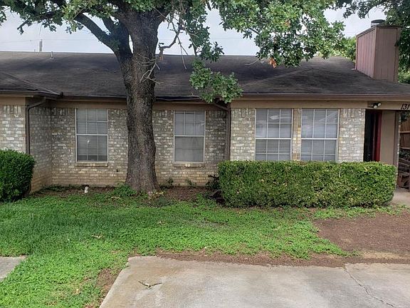 4th image of 131 Oakwood Ln