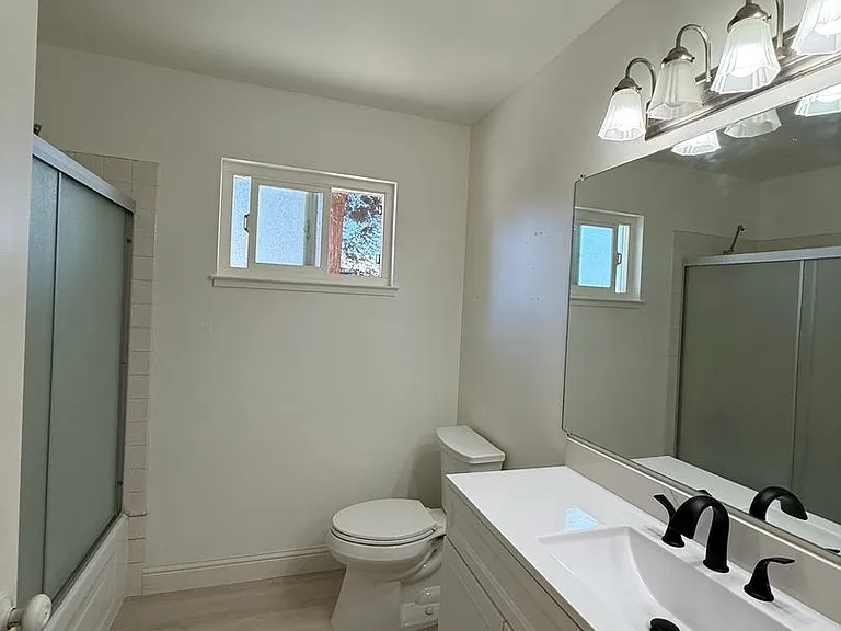 3537 Augusta Ct — Photo 11