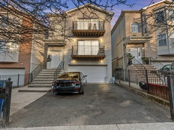 25 Seabury St, Newark City, NJ 07104