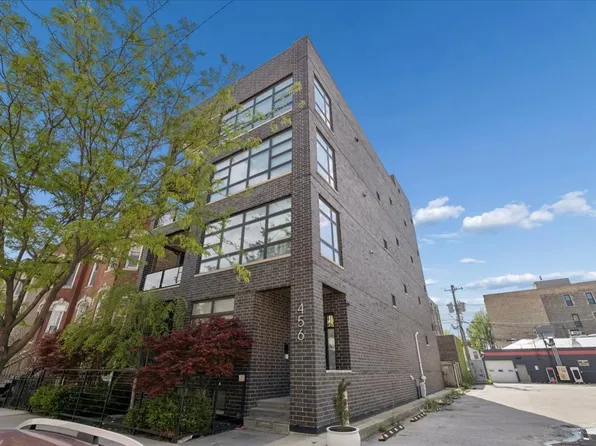 456 N Carpenter St APT 1W, Chicago, IL 60642