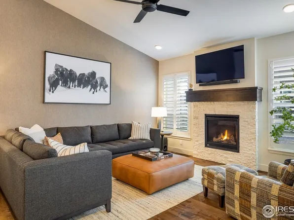 8263 S Queen St, Littleton, CO 80127