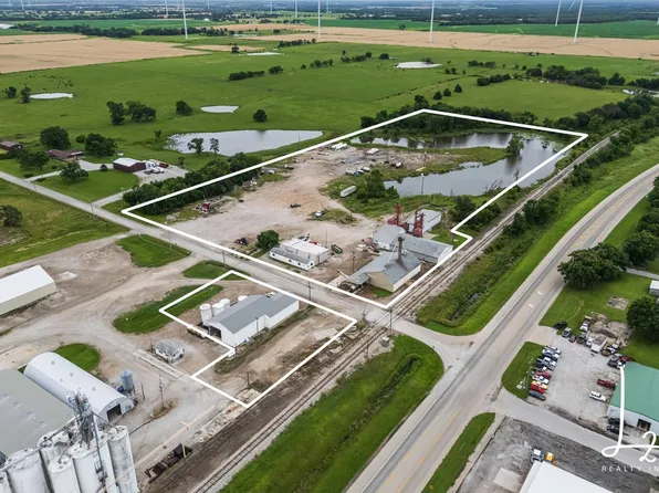 4151 80th Rd, Thayer, KS 66776