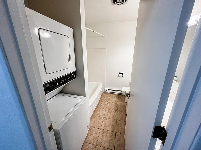 2514 Honeysuckle Way NE — Photo 20