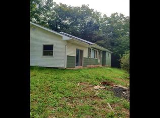 125 Scearce Loop, Thorn Hill, TN 37881