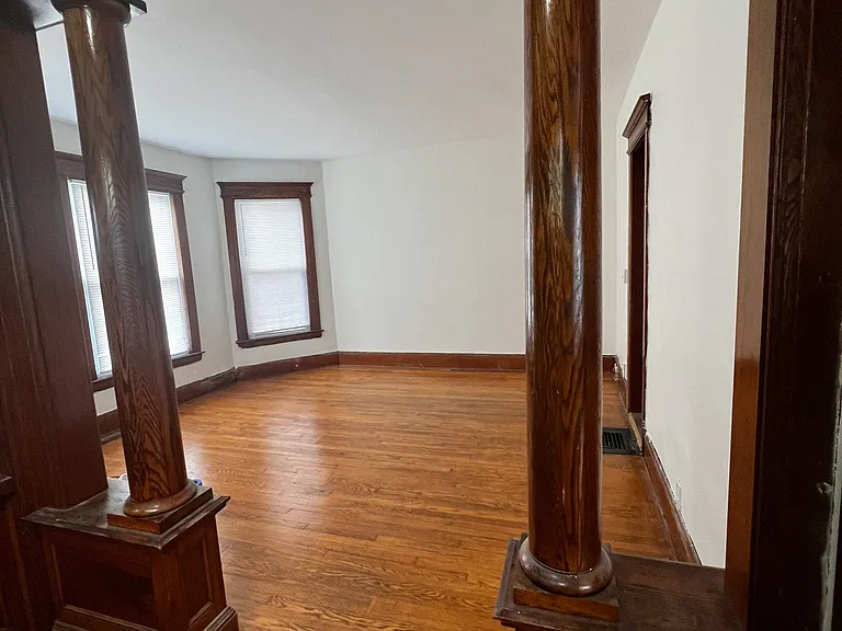 100 Coleridge Ave #0 — Photo 4