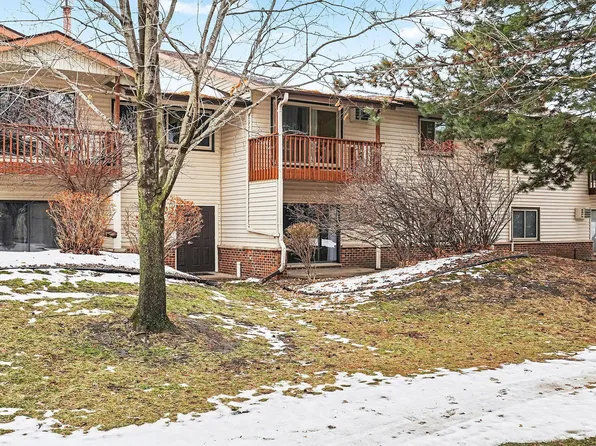 4004 Foss Rd NE #101, Saint Anthony, MN 55421