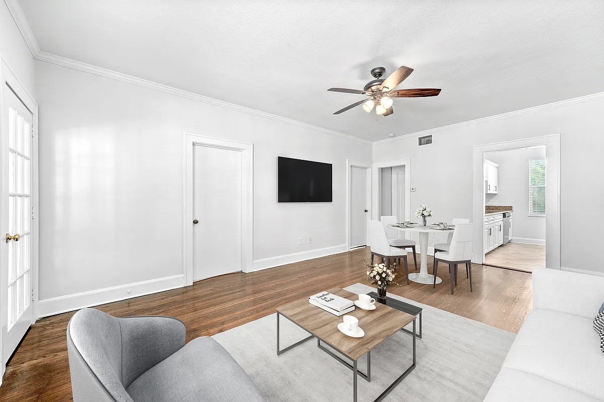 Building Photo - 2317 W Texas Ave #4