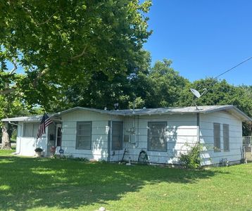 600 E University Ave, Waxahachie, TX, 75165