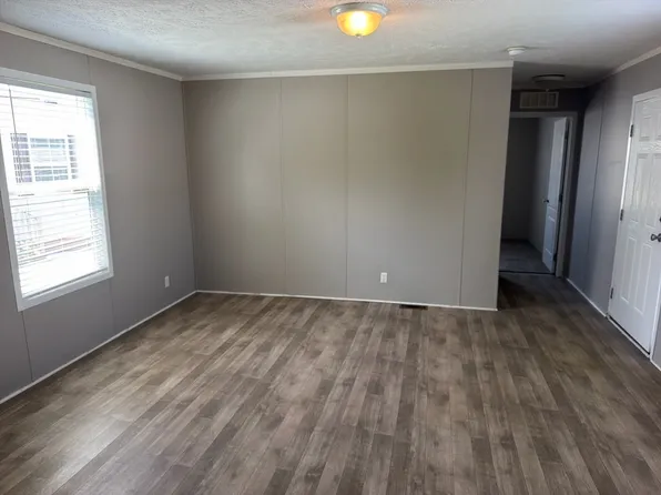 59360 Cary Ln #88, New Haven, MI 48048