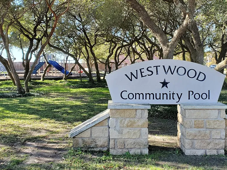 Community has pool