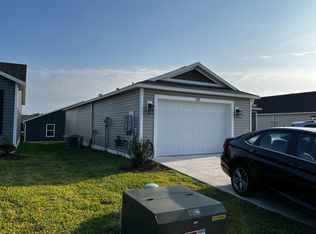 295 Klamut Ct, The Villages, FL 32163