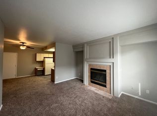 1069 S Walden Way UNIT 127, Aurora, CO 80017