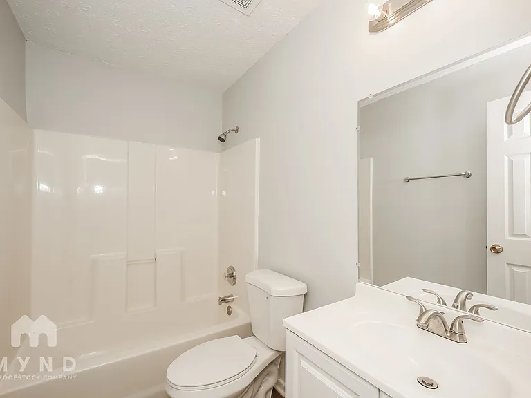 106 Bay Court Dr — Photo 11