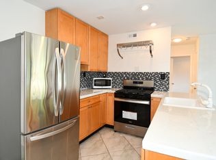 12415 Braxfield Ct APT 15, Rockville, MD 20852