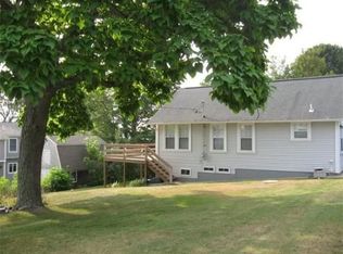 14 Holbrook Ave, Prudence Island, RI 02872