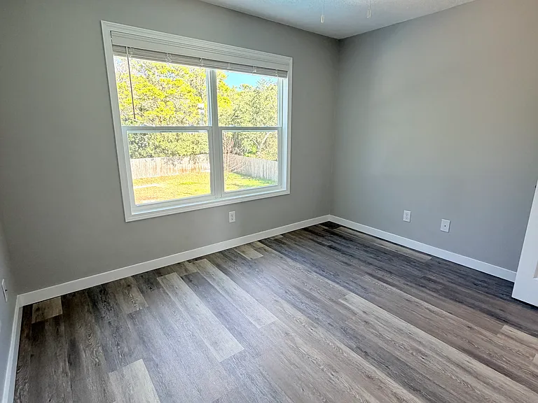 123 Seabreeze Cir — Photo 27