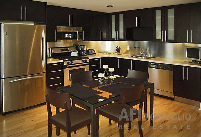 1st image of 200 Brannan St APT 302